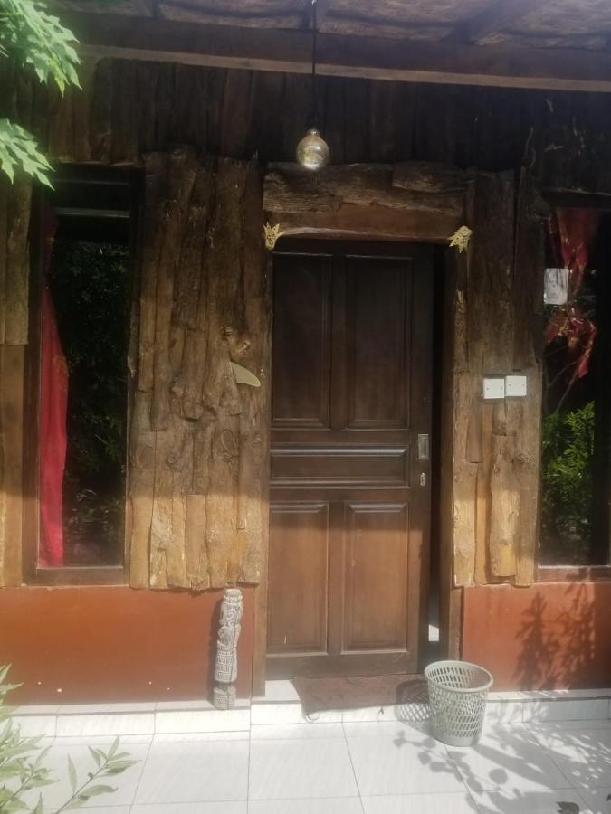 Made Roejas Homestay Uluwatu Esterno foto